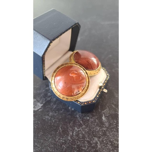 Vintage Desert Red Plastic Cabochon Clip-on Earrings - Picture 2 of 10